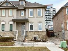 82 ELLESMERE STREET E Richmond Hill Ontario, L4B 4E3