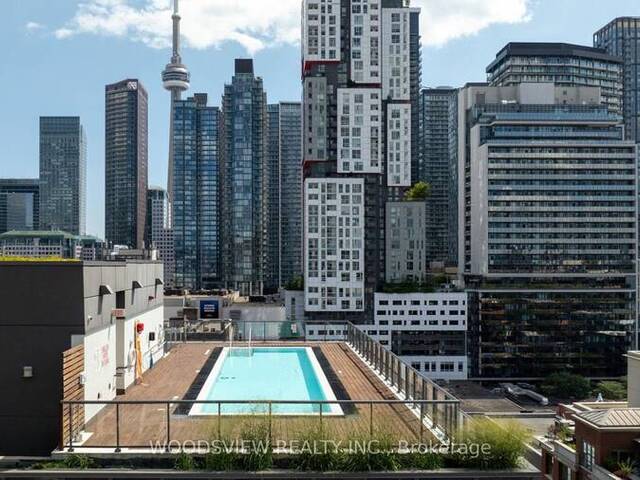 705 - 15 BEVERLEY STREET Toronto Ontario, M5T 0B3