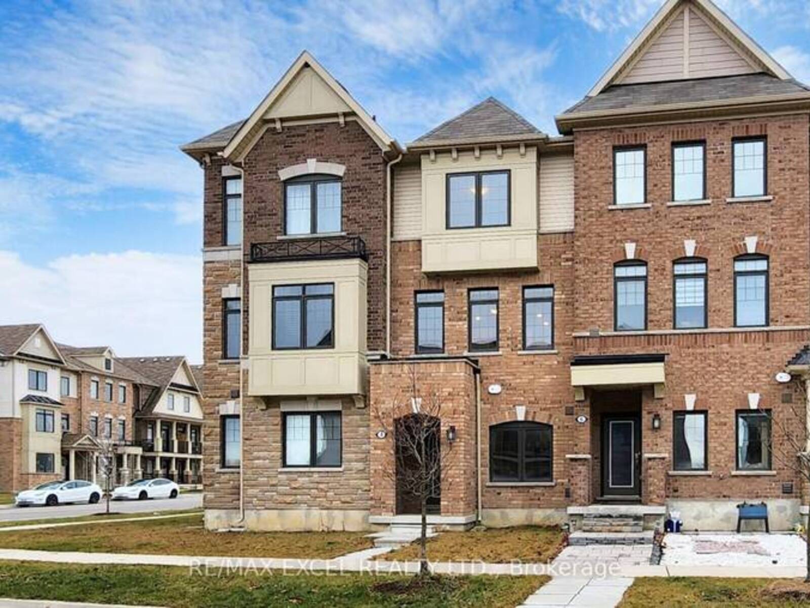 4 ISABELLA PEACH DRIVE, Markham, Ontario L6C 0Z1