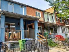 82 WOLSELEY STREET Toronto Ontario, M5T 1A5