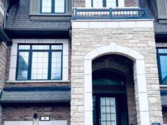 8 CALLOWAY WAY Whitby Ontario, L1N 0N9