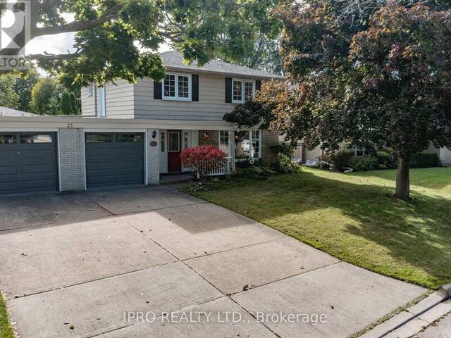 23 FERNDALE CRESCENT Brampton Ontario, L6W 1G1