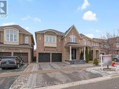 18 HOMERTON AVENUE Richmond Hill Ontario, L4E 0E9