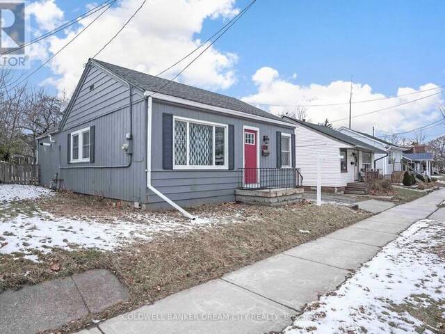 528 UPPER WENTWORTH STREET Hamilton Ontario, L9A 4T9