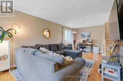 16 GOSNEY CRESCENT W | Barrie Ontario | Slide Image Nine