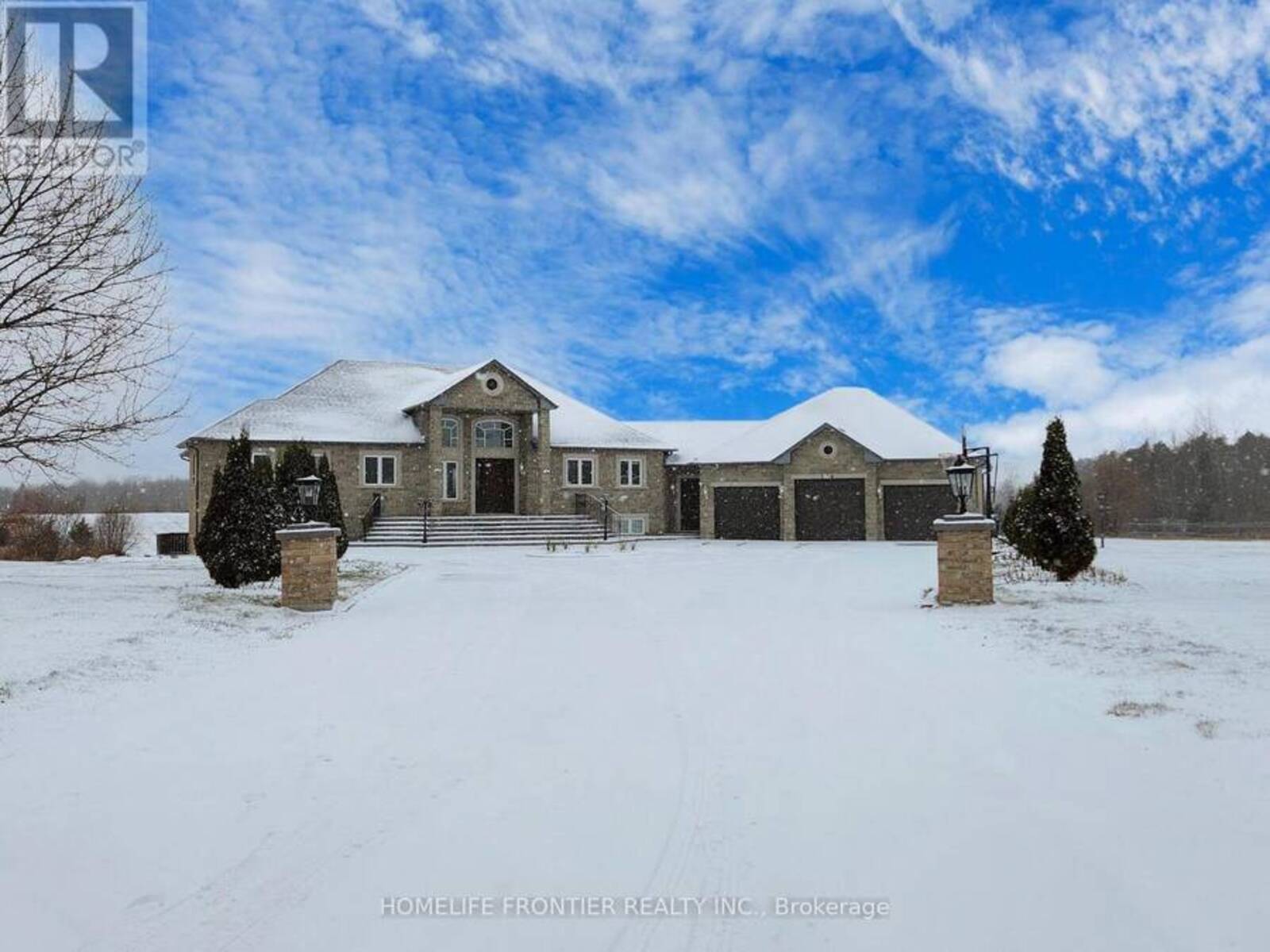 176 DALE CRESCENT, Bradford West Gwillimbury, Ontario L0L 1L0