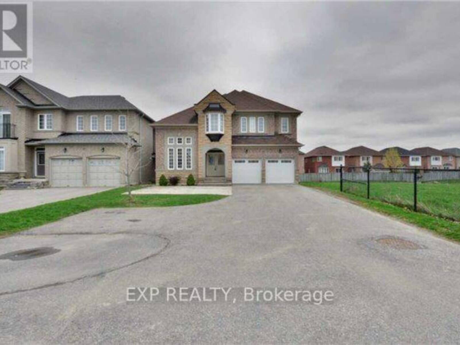 63 LIGHTHEART DRIVE, Caledon, Ontario L7C 1E4