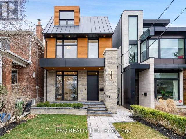 303 WYCHWOOD AVENUE Toronto Ontario, M6C 2T6