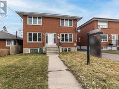 385 MARY STREET N Oshawa Ontario, L1G 5C9