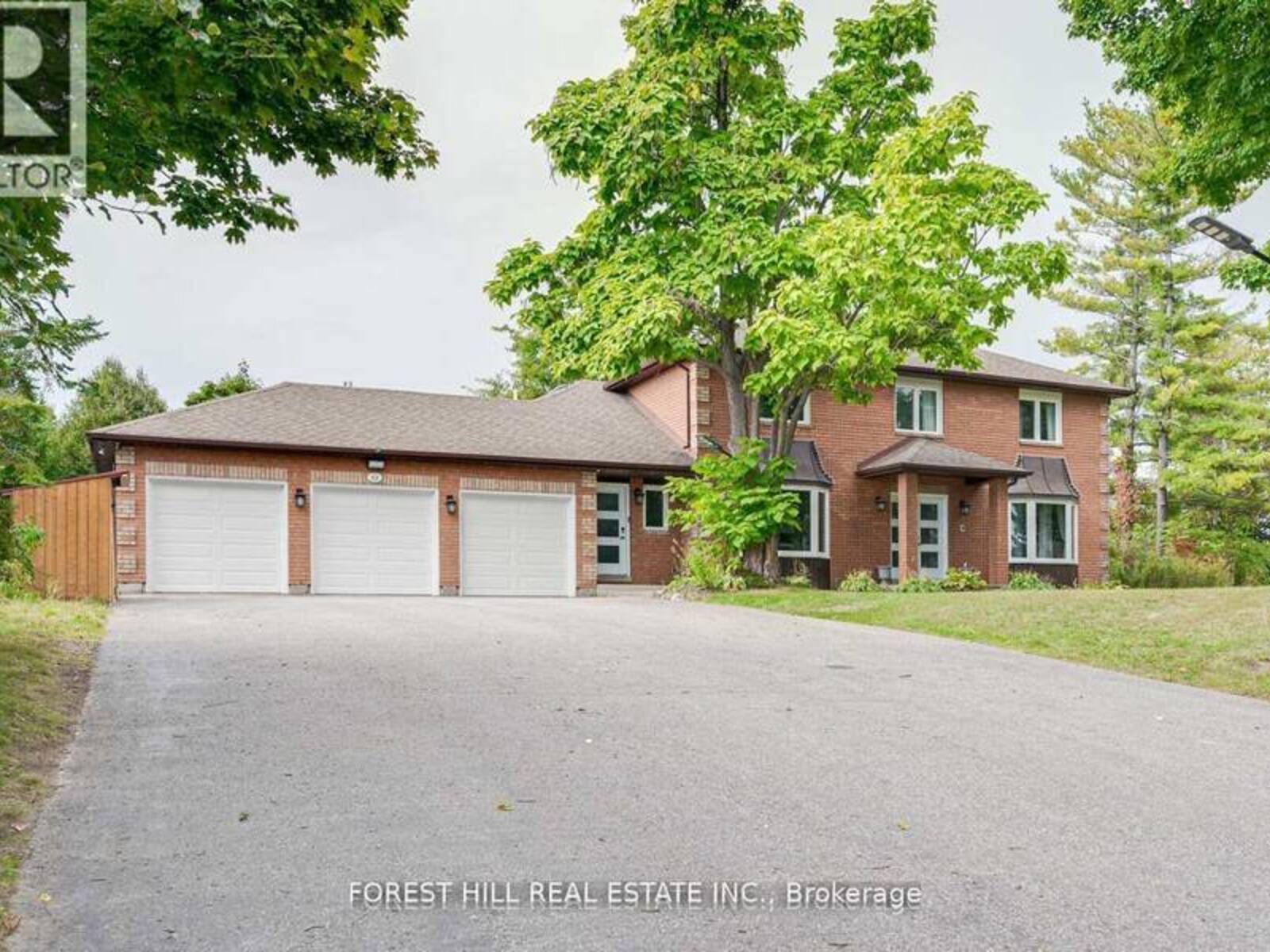 32 GRANDVIEW CRESCENT, Bradford West Gwillimbury, Ontario L3Z 3L1