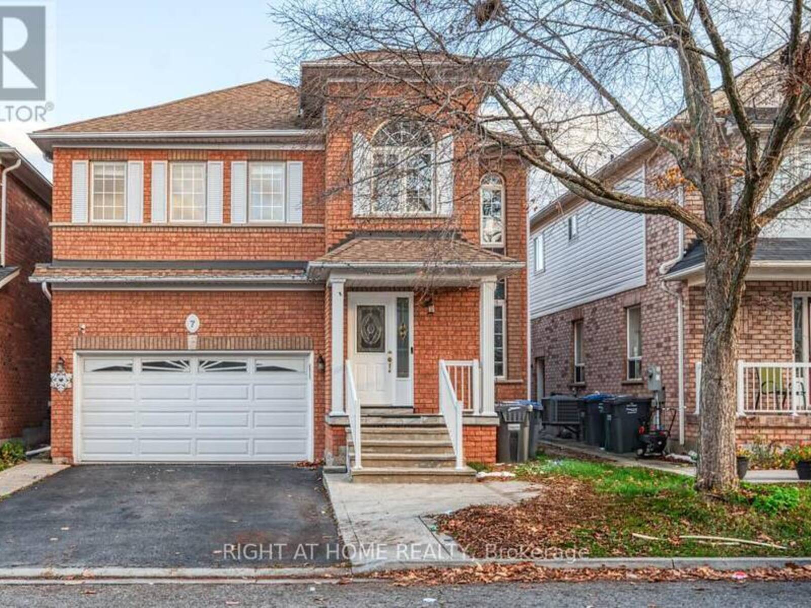 7 GABRIELLE DRIVE, Brampton, Ontario L7A 2A3