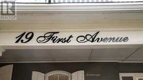 19 FIRST AVENUE | Uxbridge Ontario | Slide Image Five