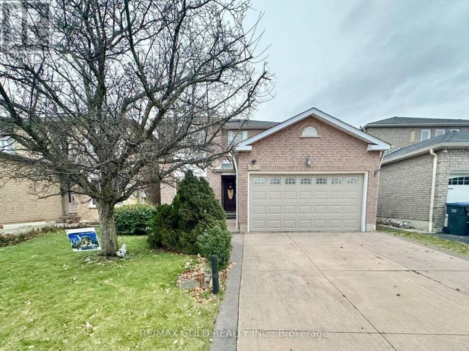 5967 LADYBURN CRESCENT, Mississauga, Ontario L5M 4V7