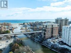 201 - 111 FORSYTHE STREET Oakville Ontario, L6K 3J9