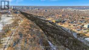 2 MOUNTAIN BROW BOULEVARD | Hamilton Ontario | Slide Image Thirty-four