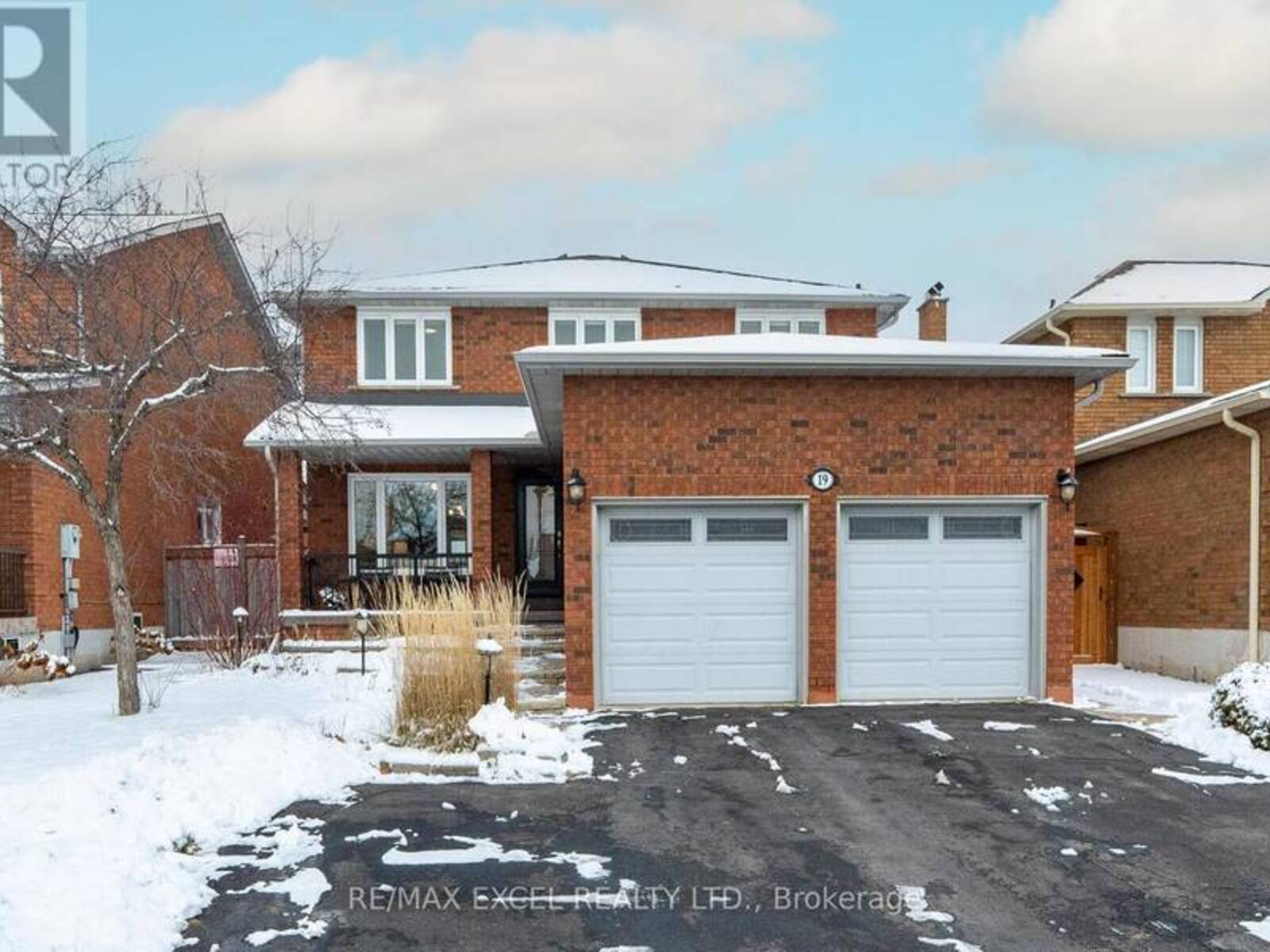 19 SPRING TOWN ROAD, Vaughan, Ontario L4L 8G2