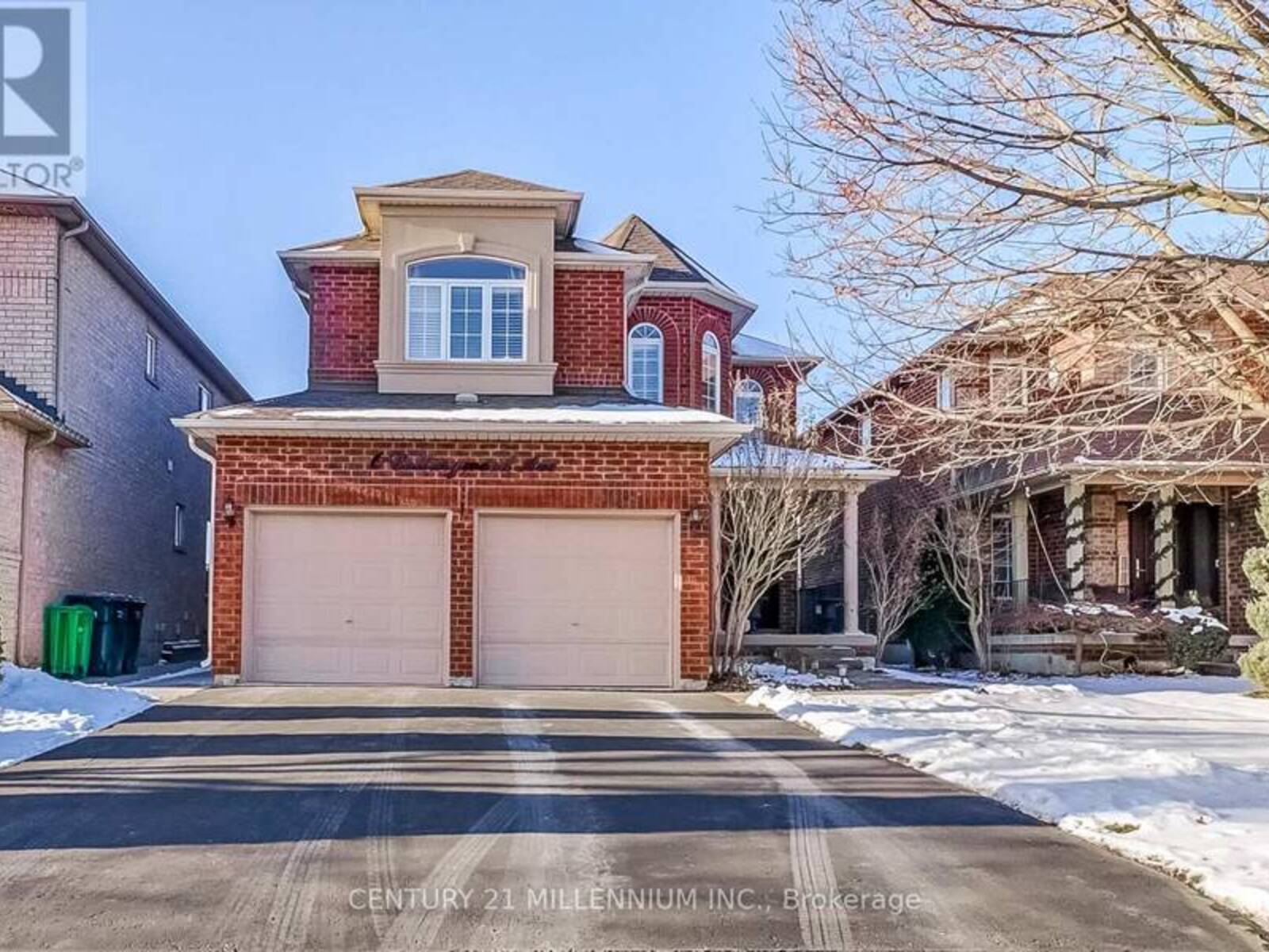 6 COLLINGWOOD AVENUE, Brampton, Ontario L7A 2E5