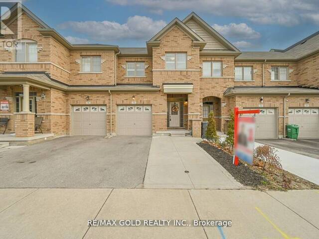 34 DAVENFIELD CIRCLE Brampton Ontario, L6P 4M2