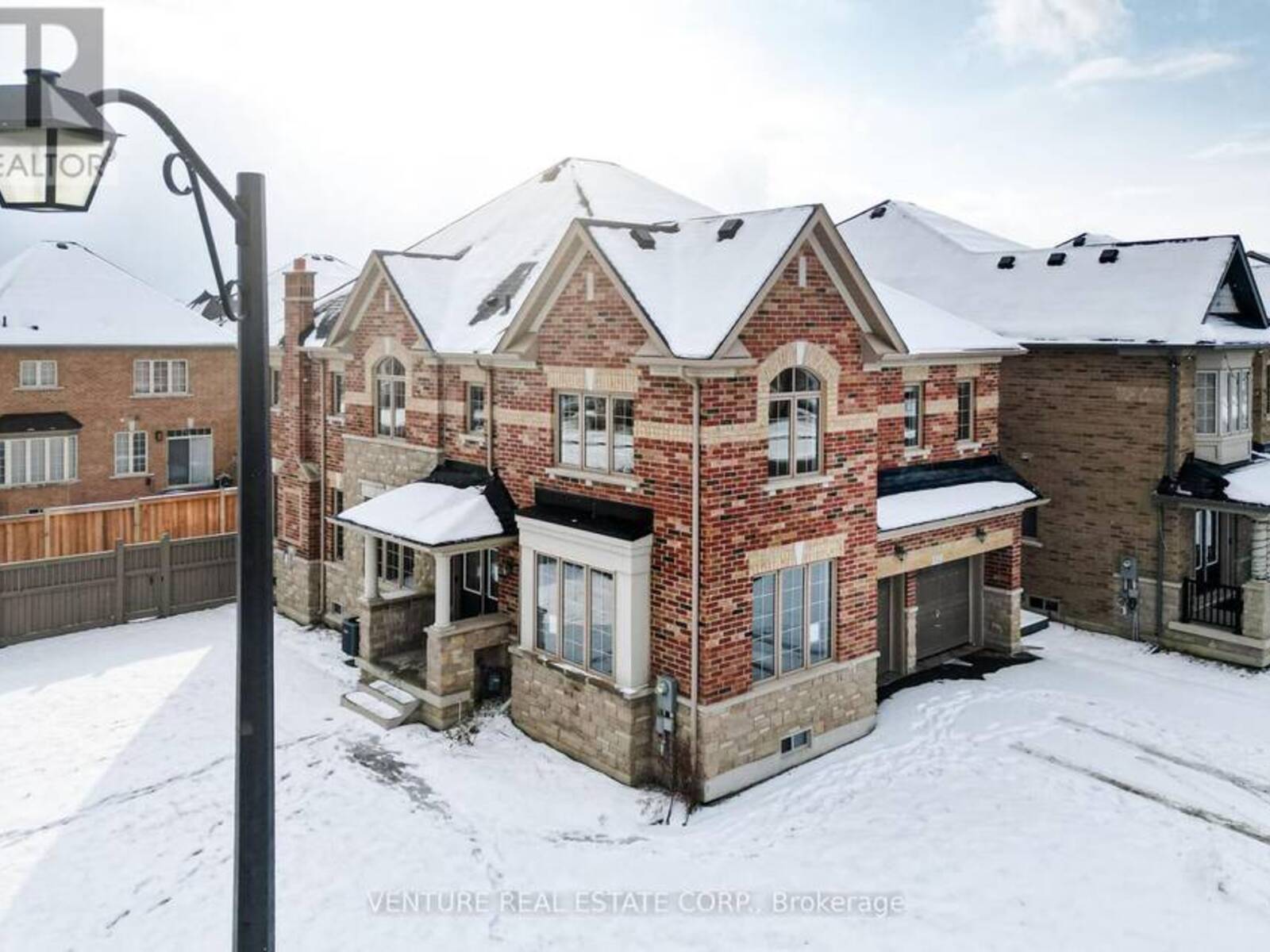 532 MACTIER DRIVE, Vaughan, Ontario L4H 4T9