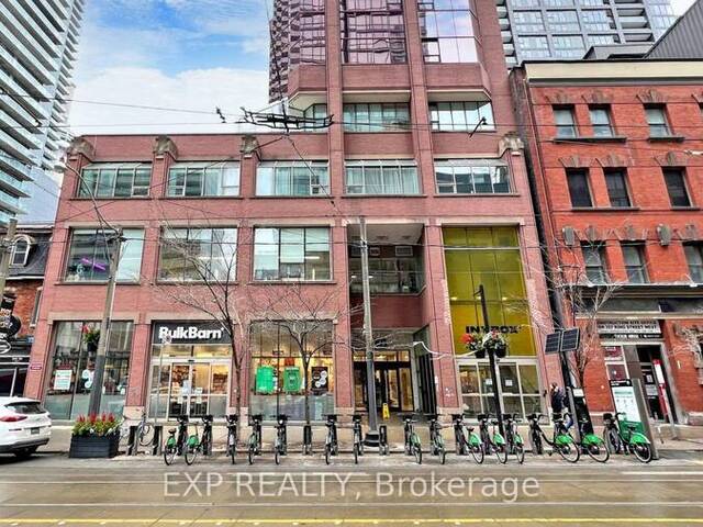 501 - 393 KING STREET W Toronto Ontario, M5V 3G8