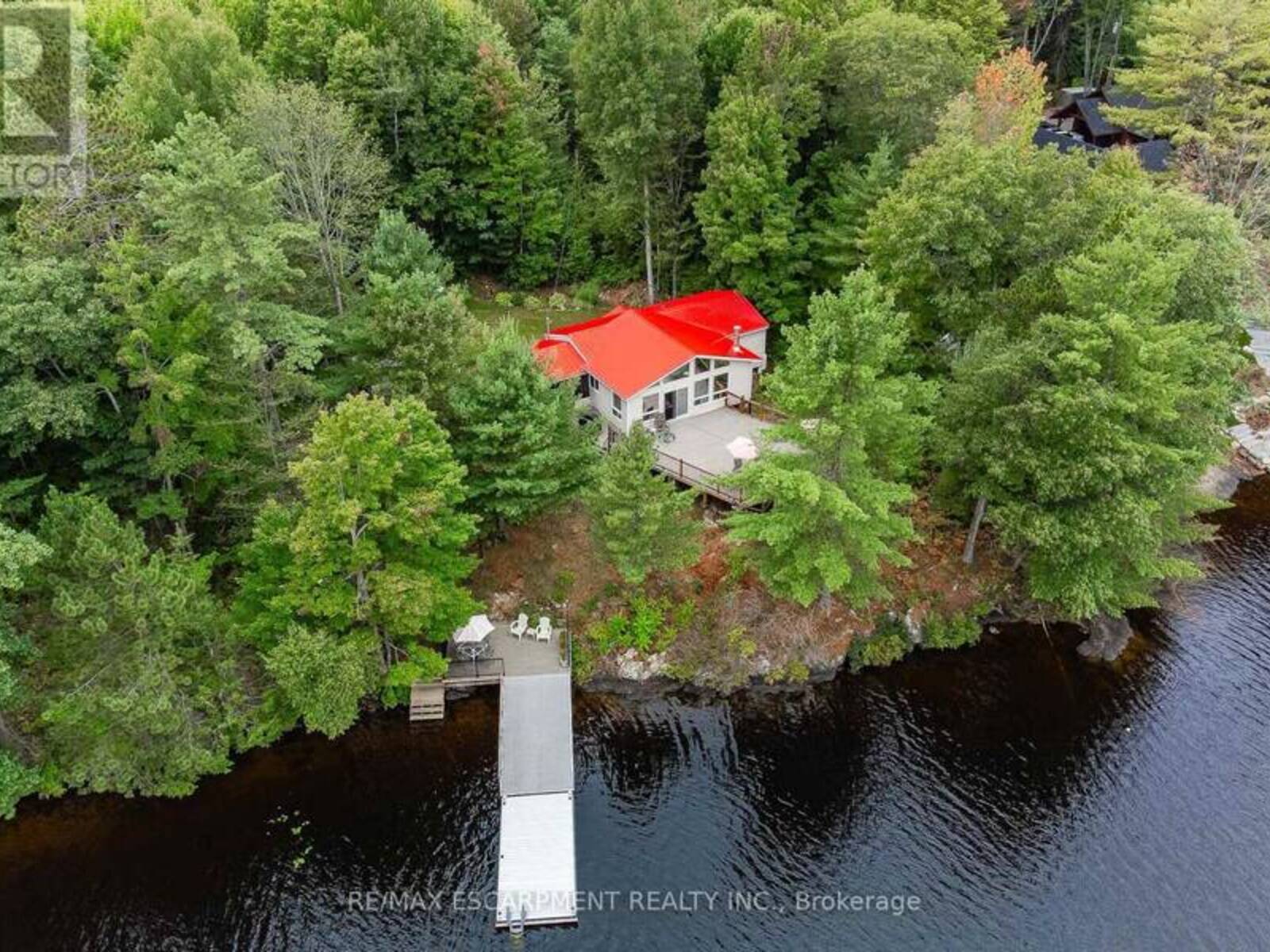 1076 THANKSGIVING ROCK WAY, Gravenhurst, Ontario L0K 2B0