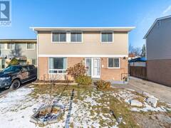 11 HORATIO COURT Brampton Ontario, L6S 1X8