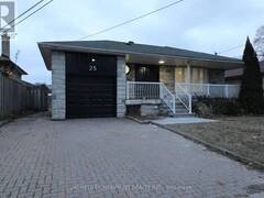 25 CRUSADER STREET Toronto Ontario, M1H 1E1