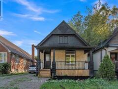 153 WHARNCLIFFE ROAD N London Ontario, N6H 2B1