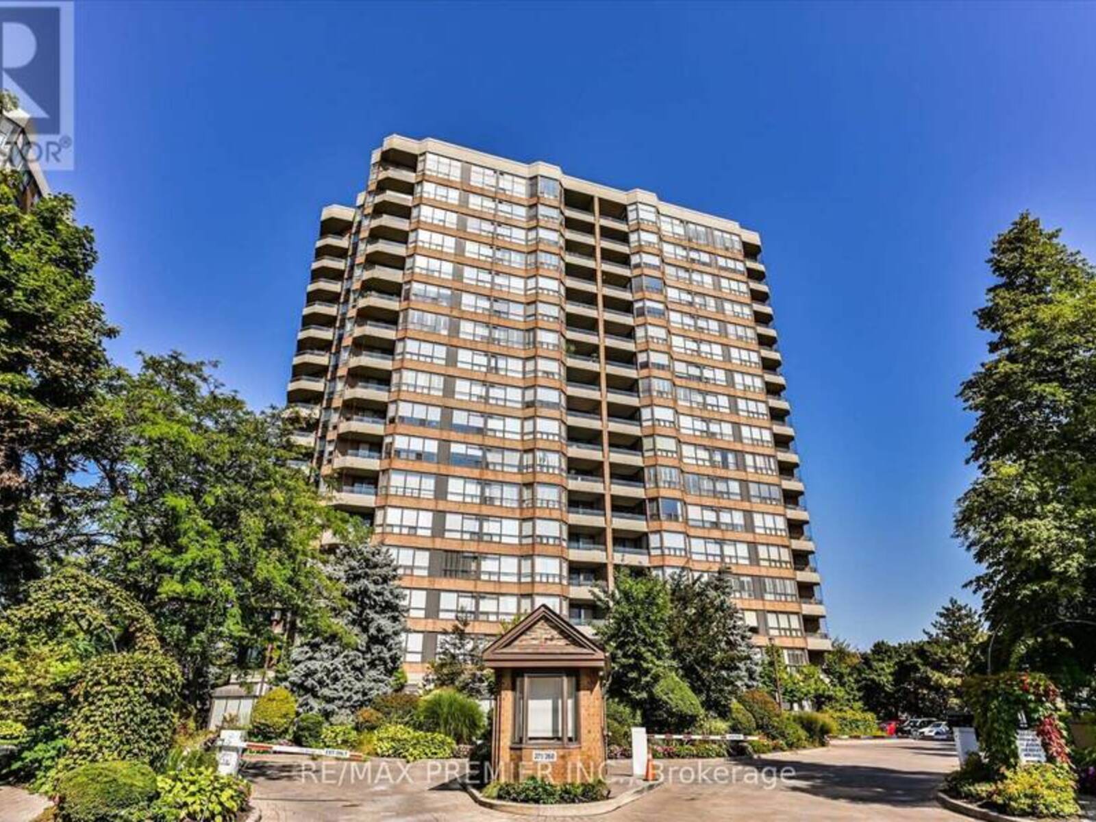 1711 - 268 RIDLEY BOULEVARD, Toronto, Ontario M5M 4N3