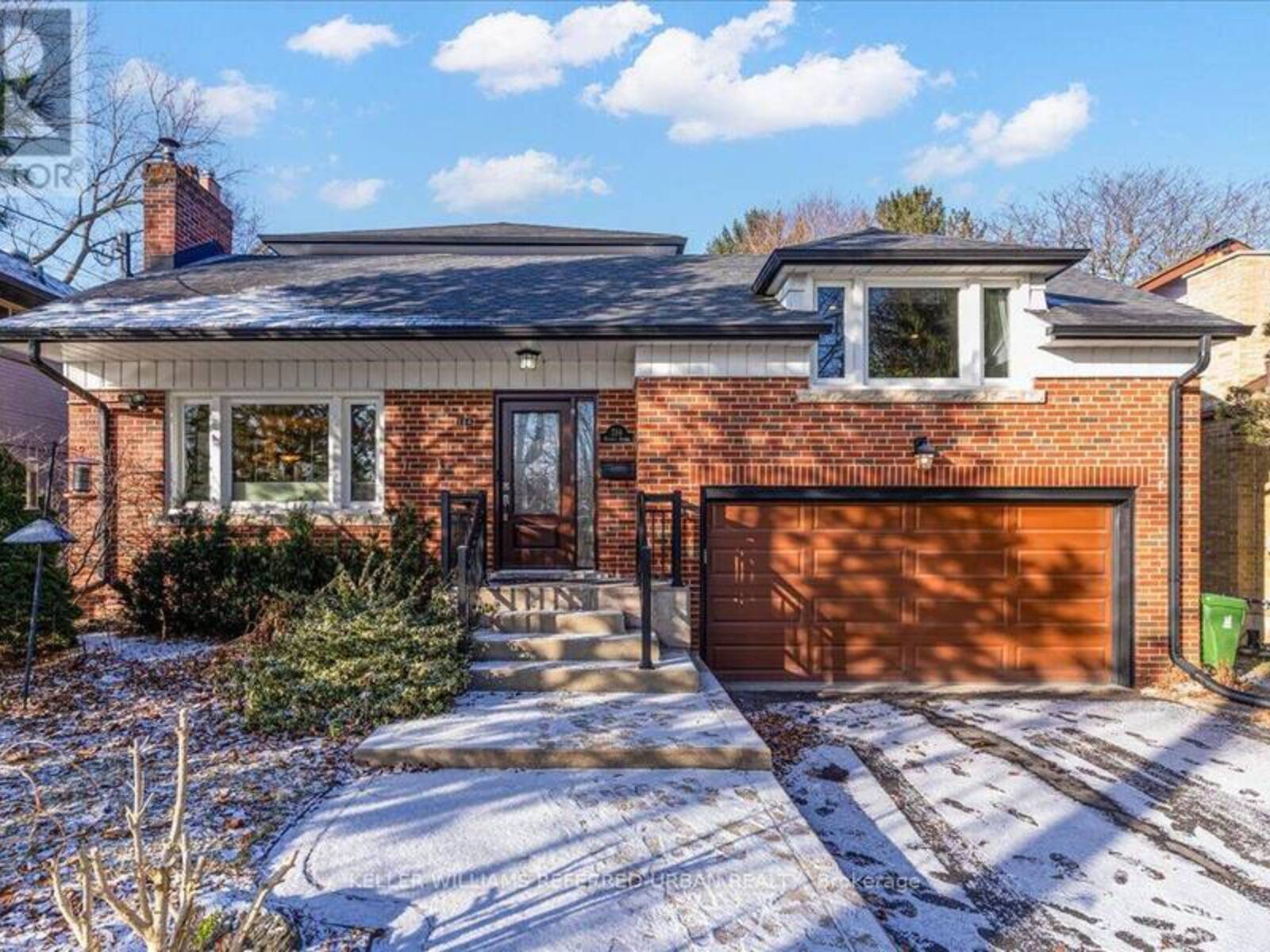 284 BURNETT AVENUE, Toronto, Ontario M2N 1W1