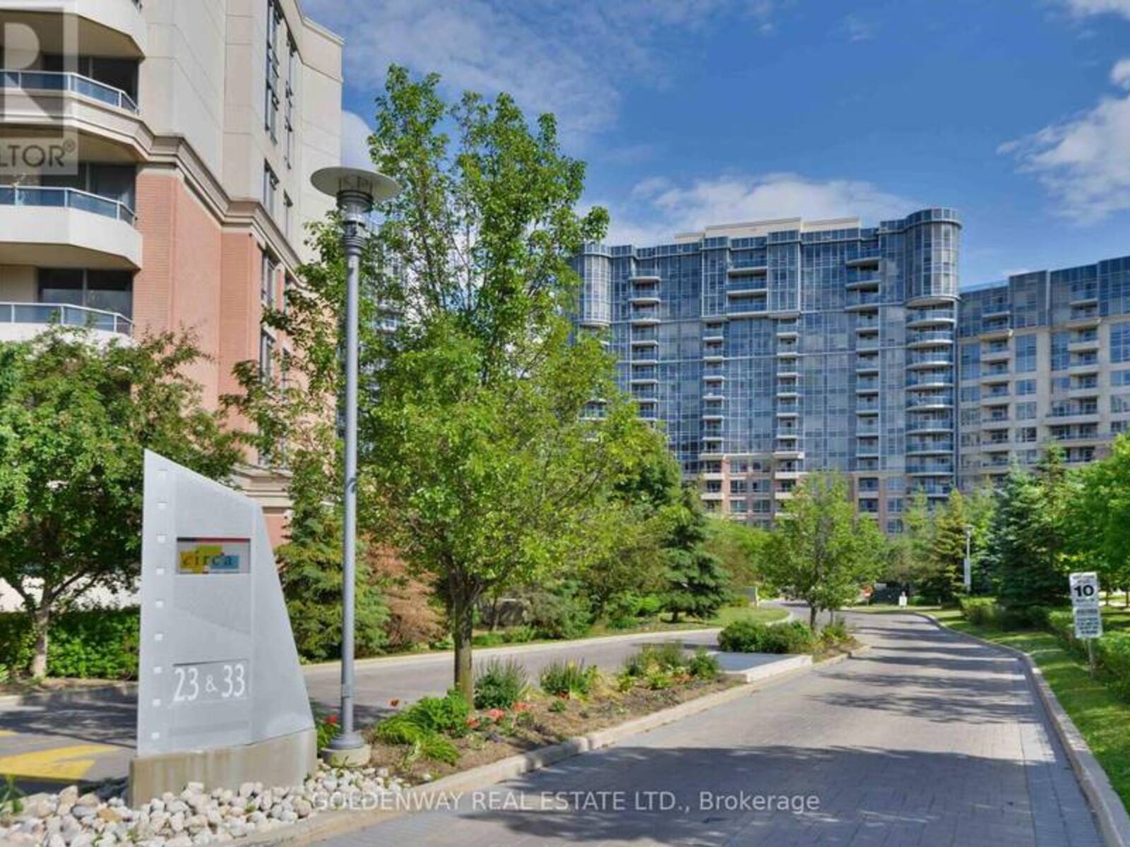 572 - 23 COX BOULEVARD, Markham, Ontario L3R 7Z9