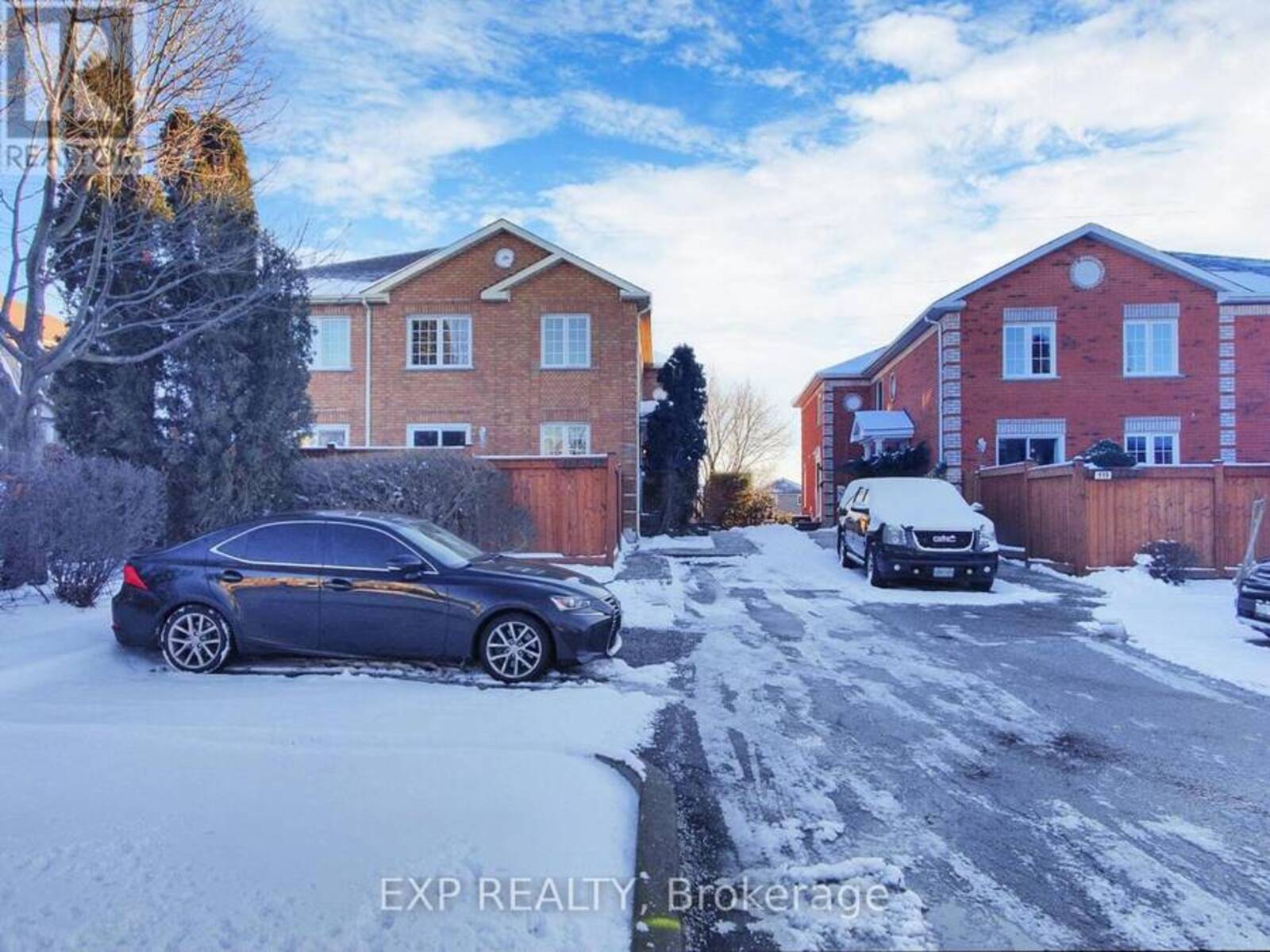 8 - 117 MILLSTONE DRIVE, Brampton, Ontario L6Y 4P4