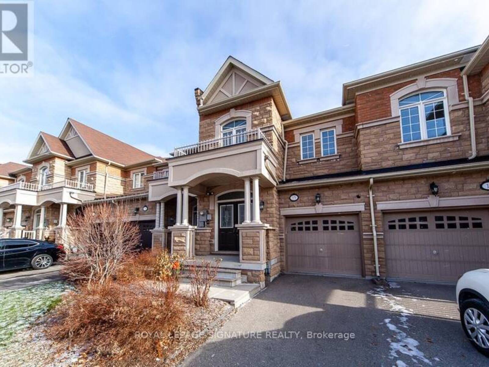 15 OVERLANDER WAY, Vaughan, Ontario L6A 4T3