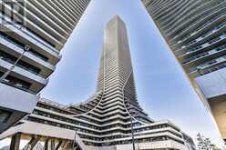 5910 - 30 SHORE BREEZE DRIVE | Toronto Ontario | Slide Image Two