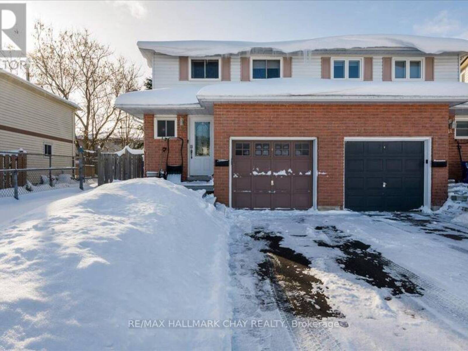 59 ROBIN COURT, Barrie, Ontario L4M 5L9