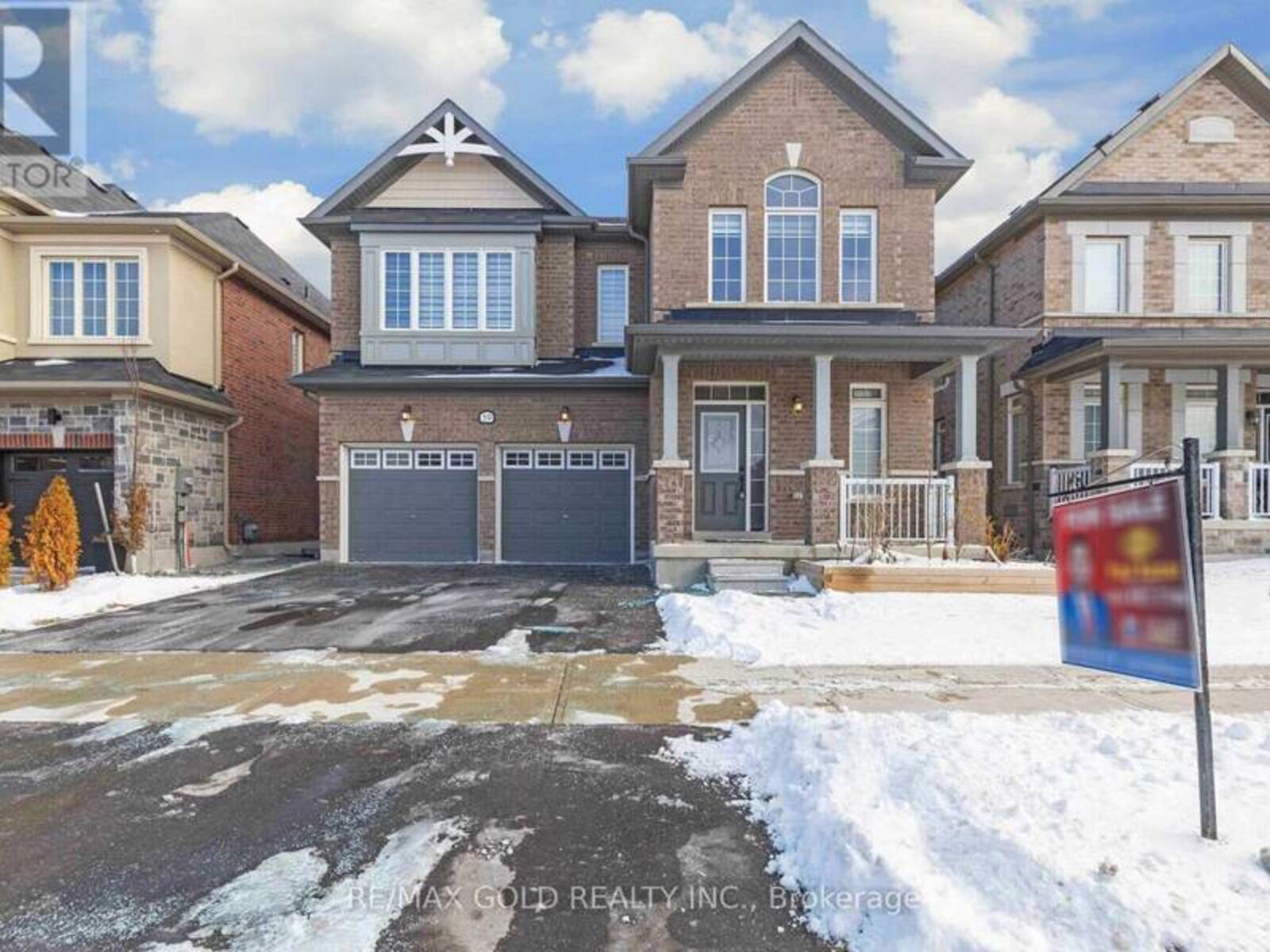 59 STRATHGREEN LANE E, Georgina, Ontario L4P 0J3