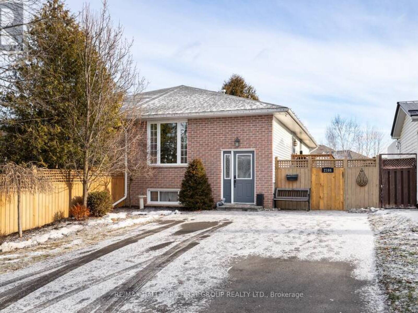 2166 EASTHILL DRIVE, Peterborough, Ontario K9L 1X3