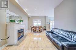 23 LENA DRIVE | Richmond Hill Ontario | Slide Image Nine