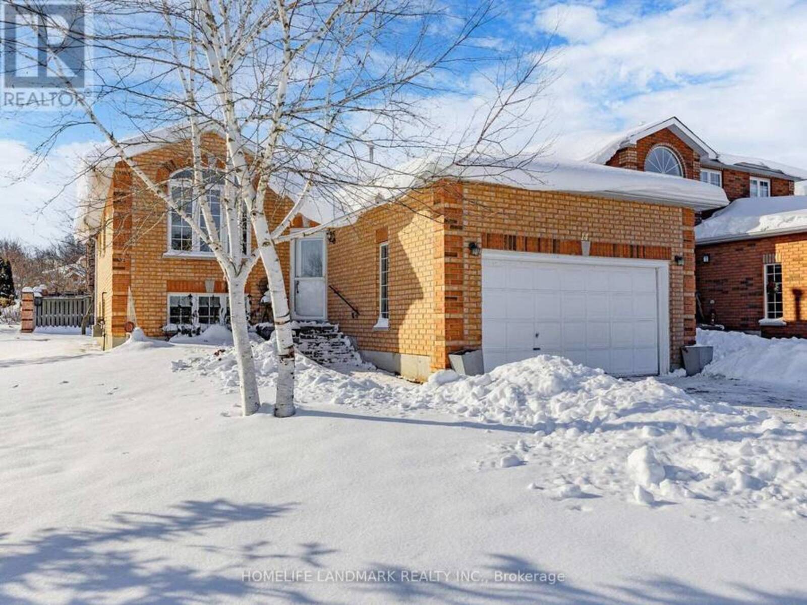 14 CROMPTON DRIVE, Barrie, Ontario L4M 6M8