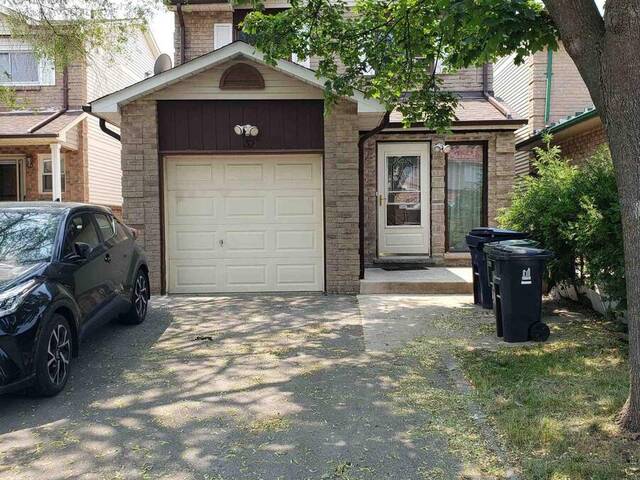 32 BRIARWOOD AVENUE Toronto Ontario, M9W 6G7