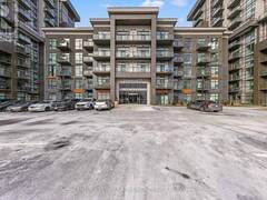 913 - 460 DUNDAS STREET E Hamilton Ontario, L8B 2A5