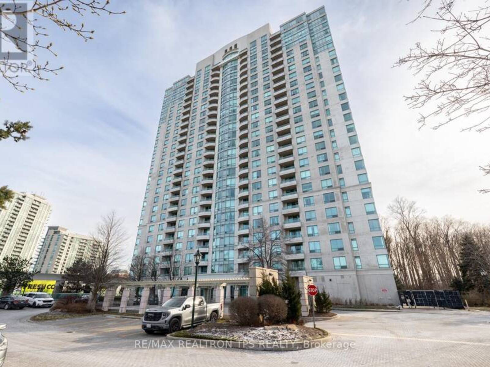 2402 - 61 TOWN CENTRE COURT, Toronto, Ontario M1P 5C5