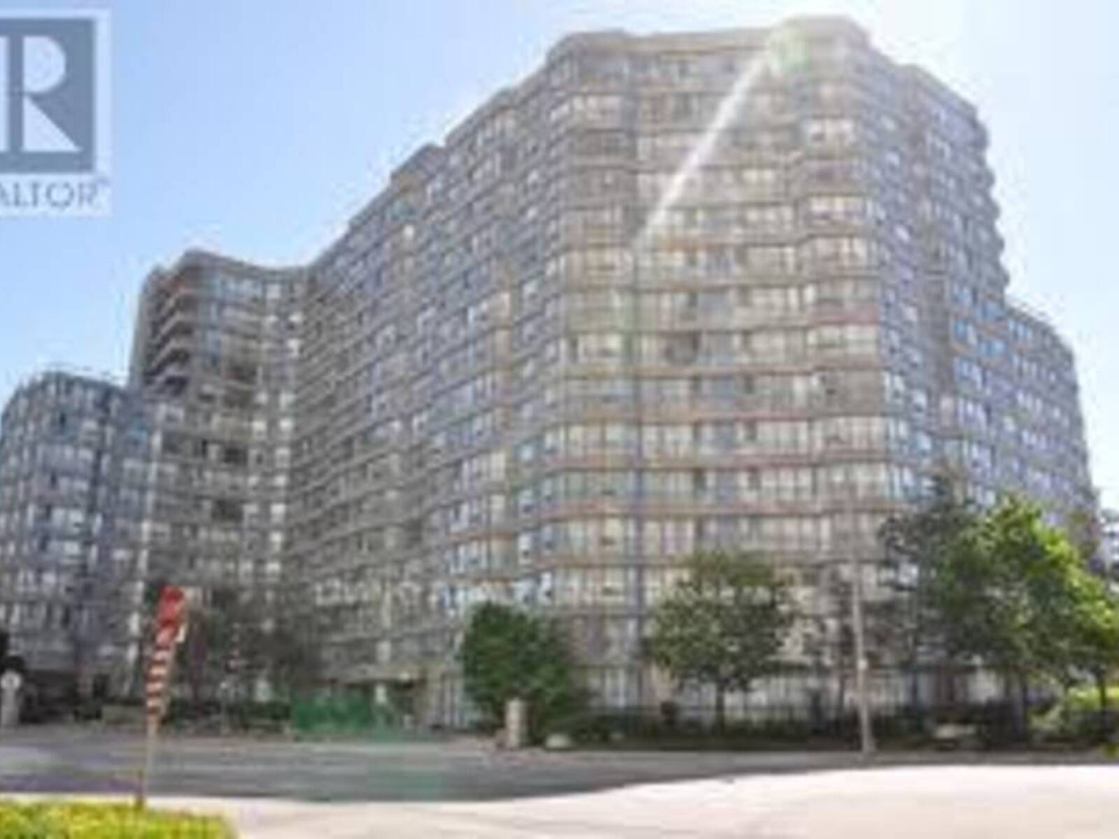 1207 - 250 WEBB DRIVE, Mississauga, Ontario L5B 3Z4