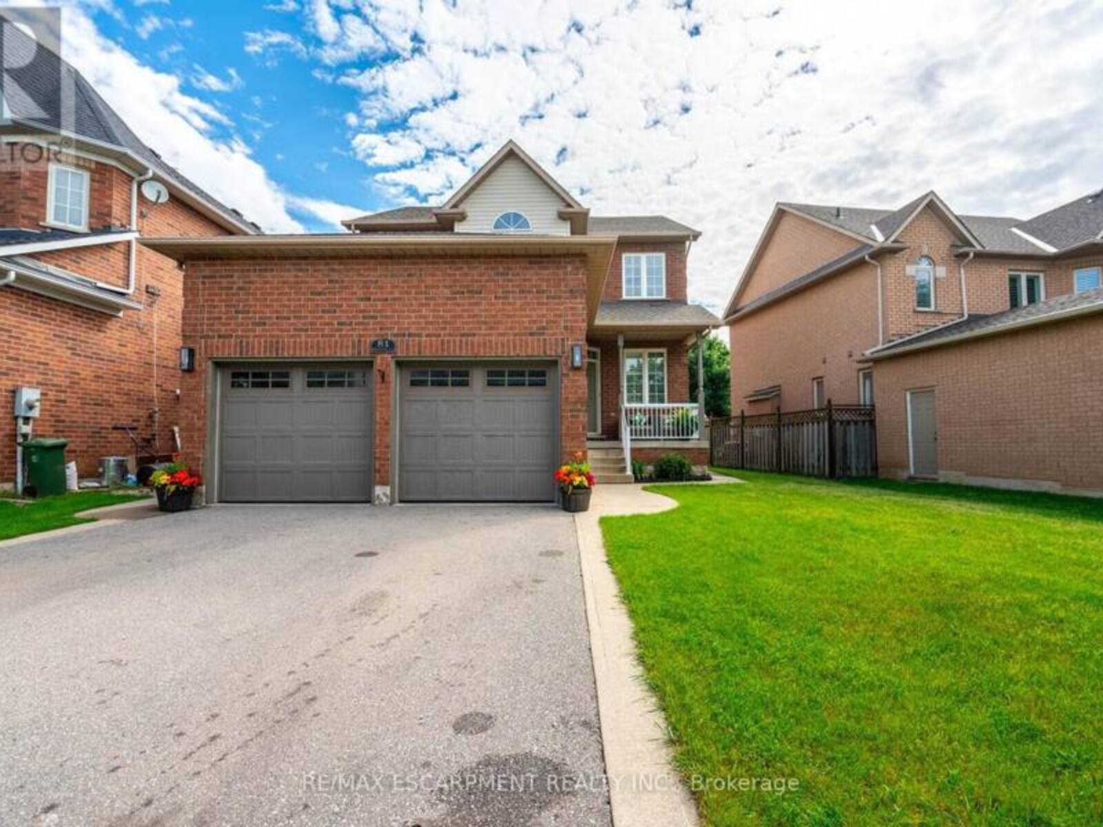 81 SEGWUN ROAD, Hamilton, Ontario L8B 0J9