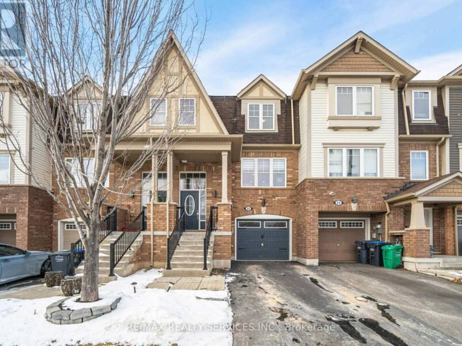 22 MEMORY LANE, Brampton, Ontario L7A 0V9