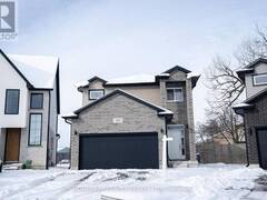 121 MARCONI COURT London Ontario, N5V 0C9