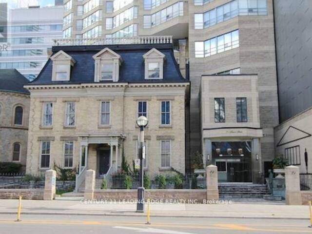 1504 - 71 SIMCOE STREET Toronto Ontario, M5J 1W9