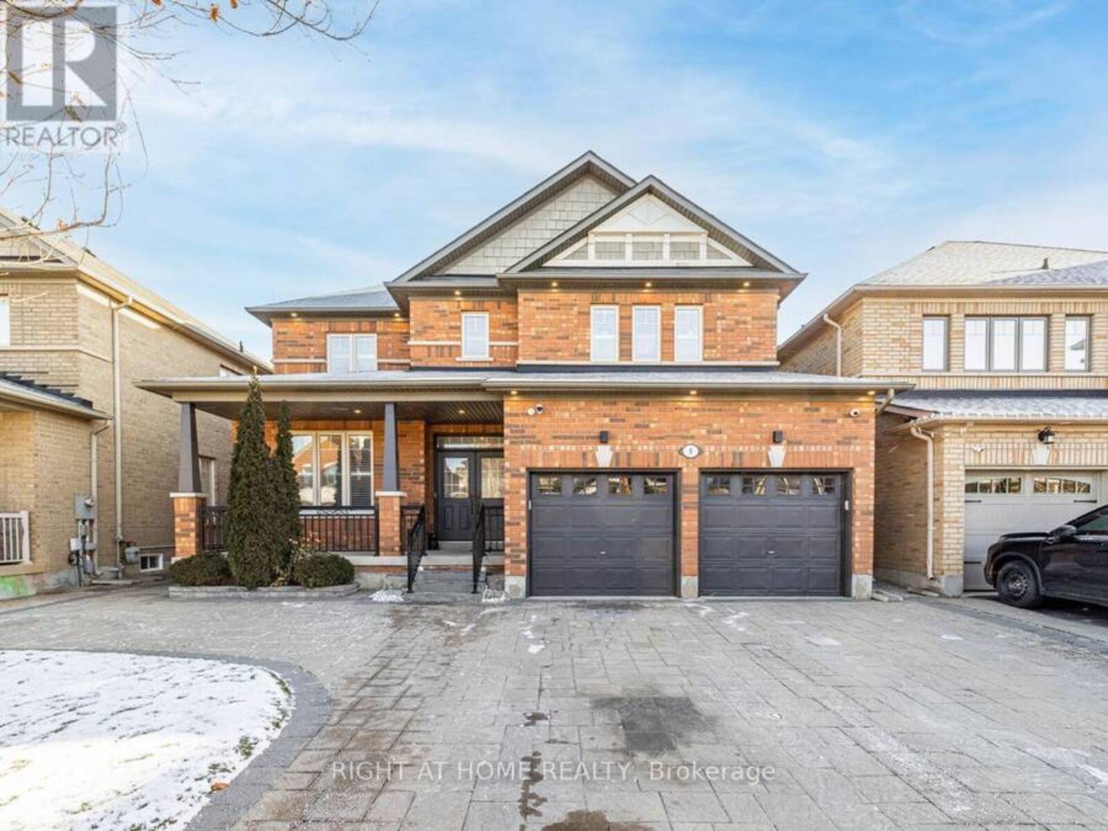 9 GLADE DRIVE, Richmond Hill, Ontario L4E 0G9