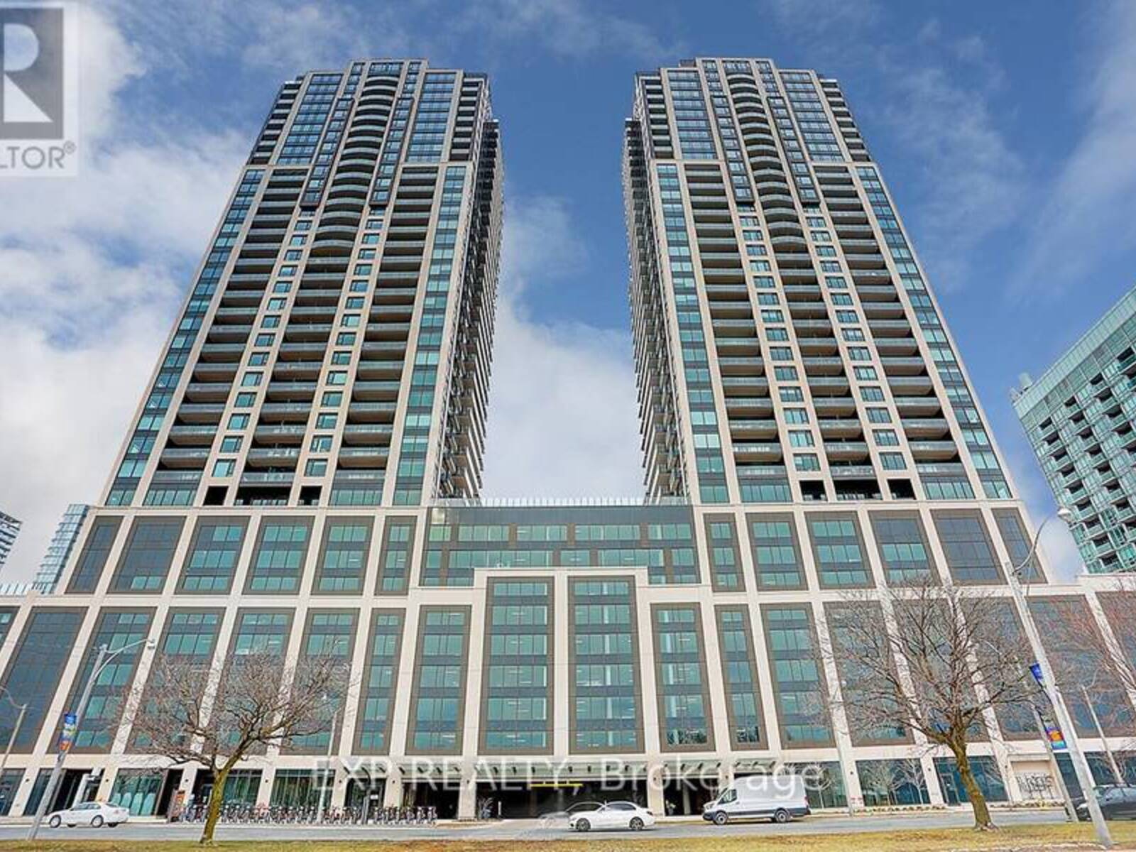 2817 - 1926 LAKESHORE BOULEVARD W, Toronto, Ontario M6S 0B1