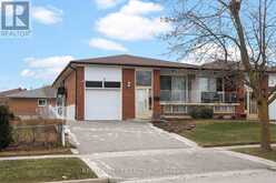 7 HARRIS CRESCENT | Vaughan Ontario | Slide Image Five